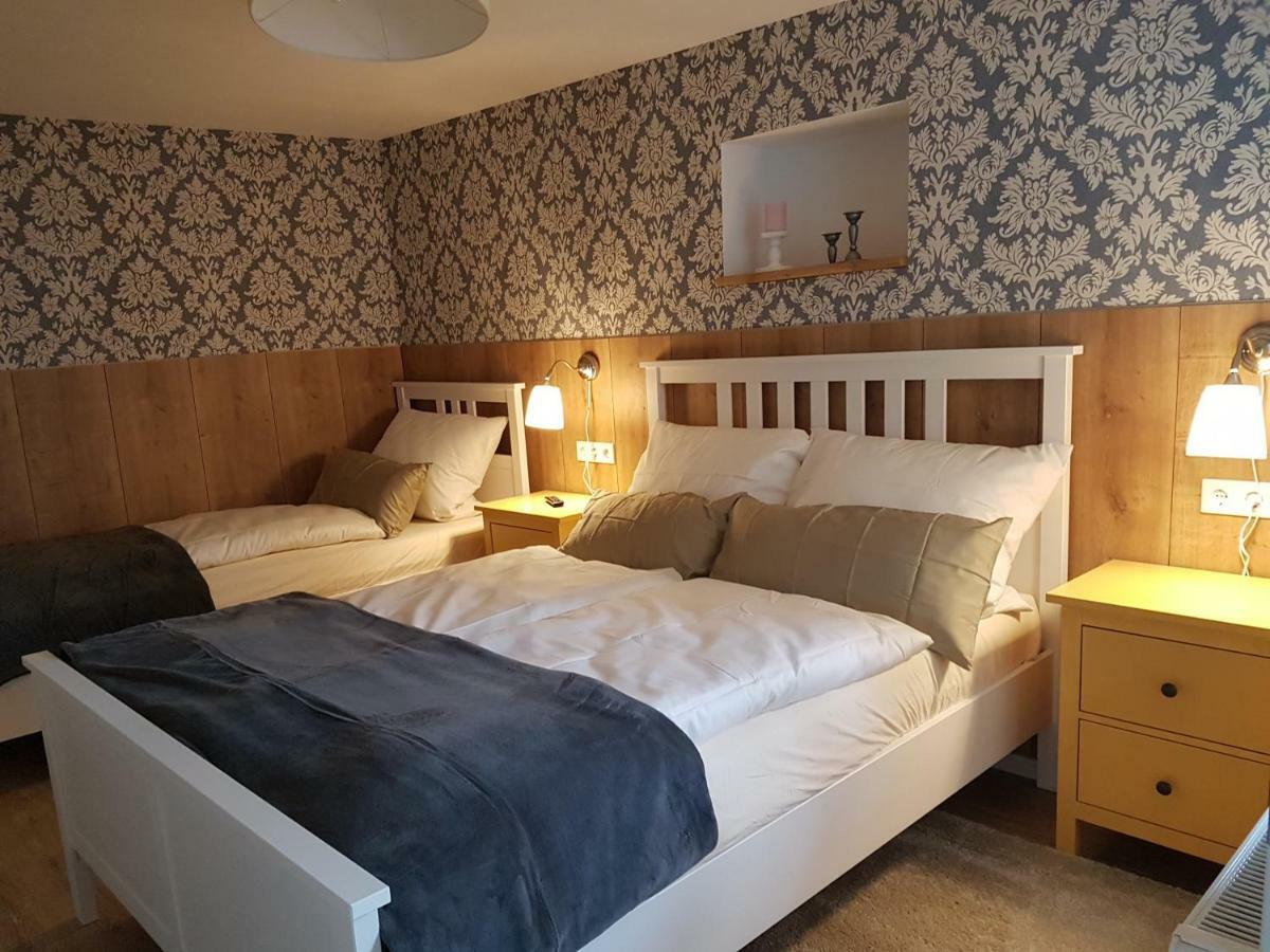 Apartment Rose Фритцлар Екстериор снимка
