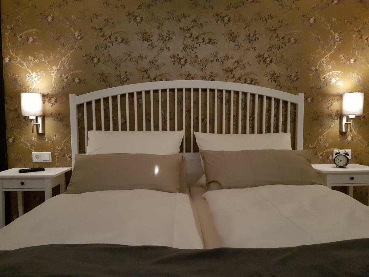 Apartment Rose Фритцлар Екстериор снимка
